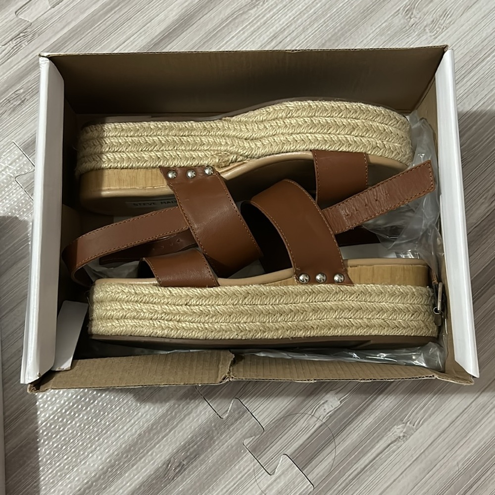 Steve Madden Flatforms